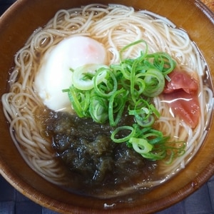 とろろ昆布と梅干しのあっさりにゅうめん